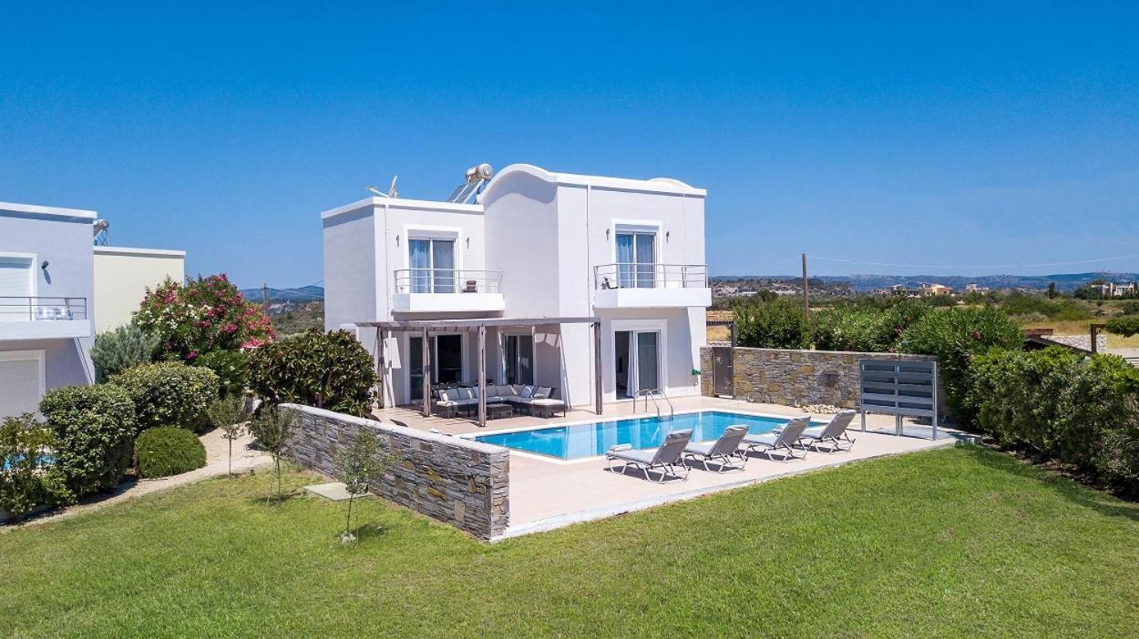 Luxury Villa Petalutha 科林比亚 外观 照片