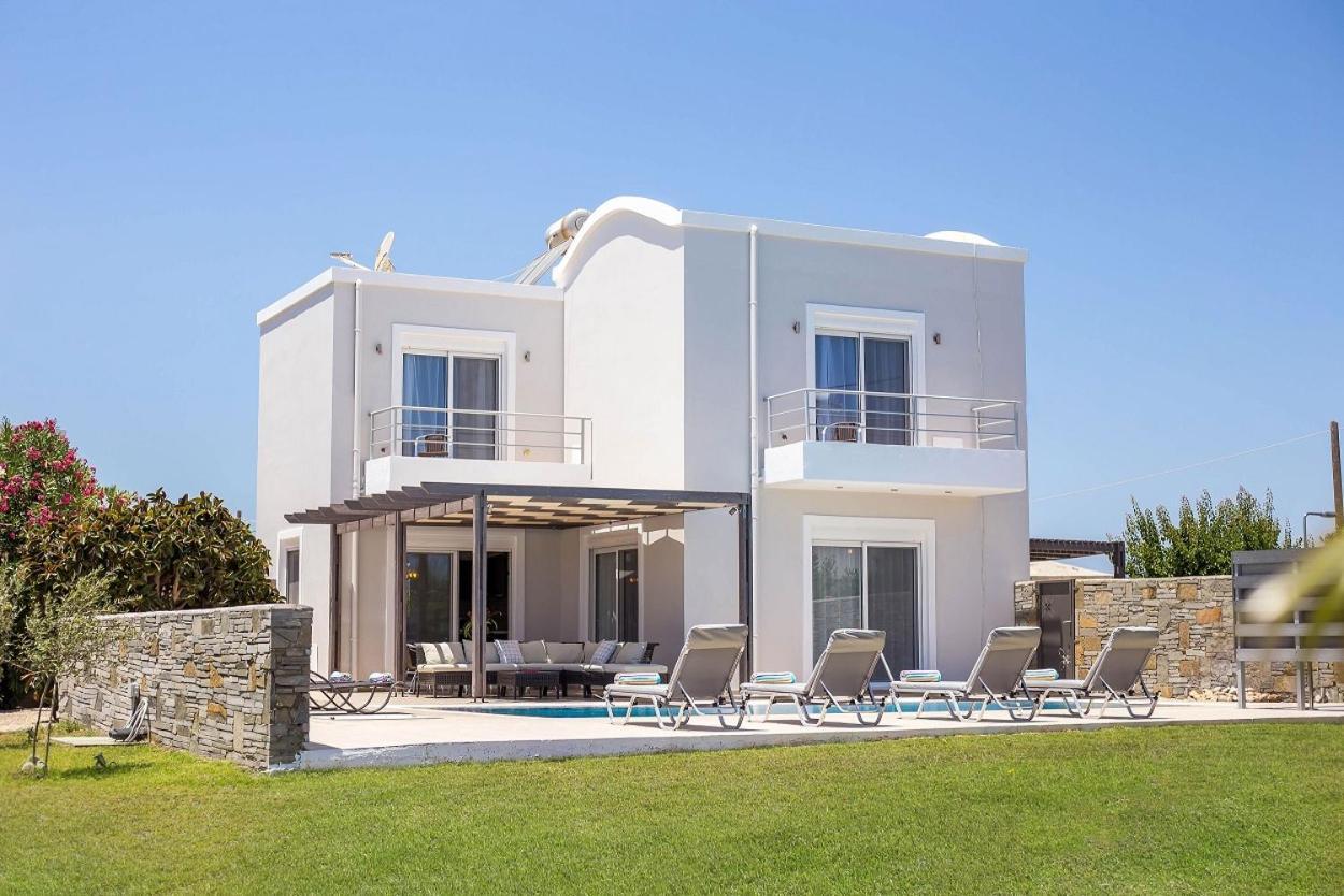 Luxury Villa Petalutha 科林比亚 外观 照片