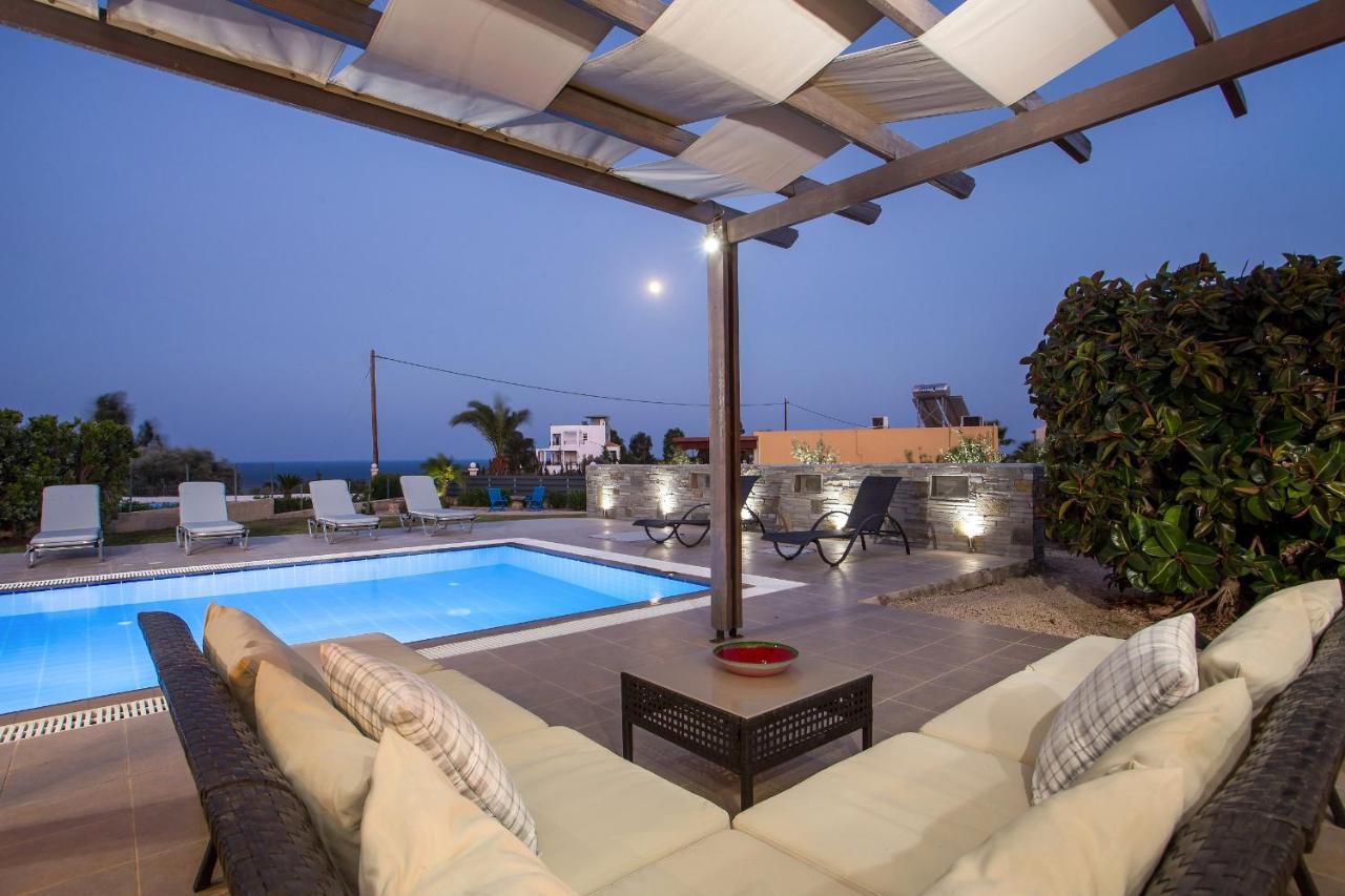 Luxury Villa Petalutha 科林比亚 外观 照片