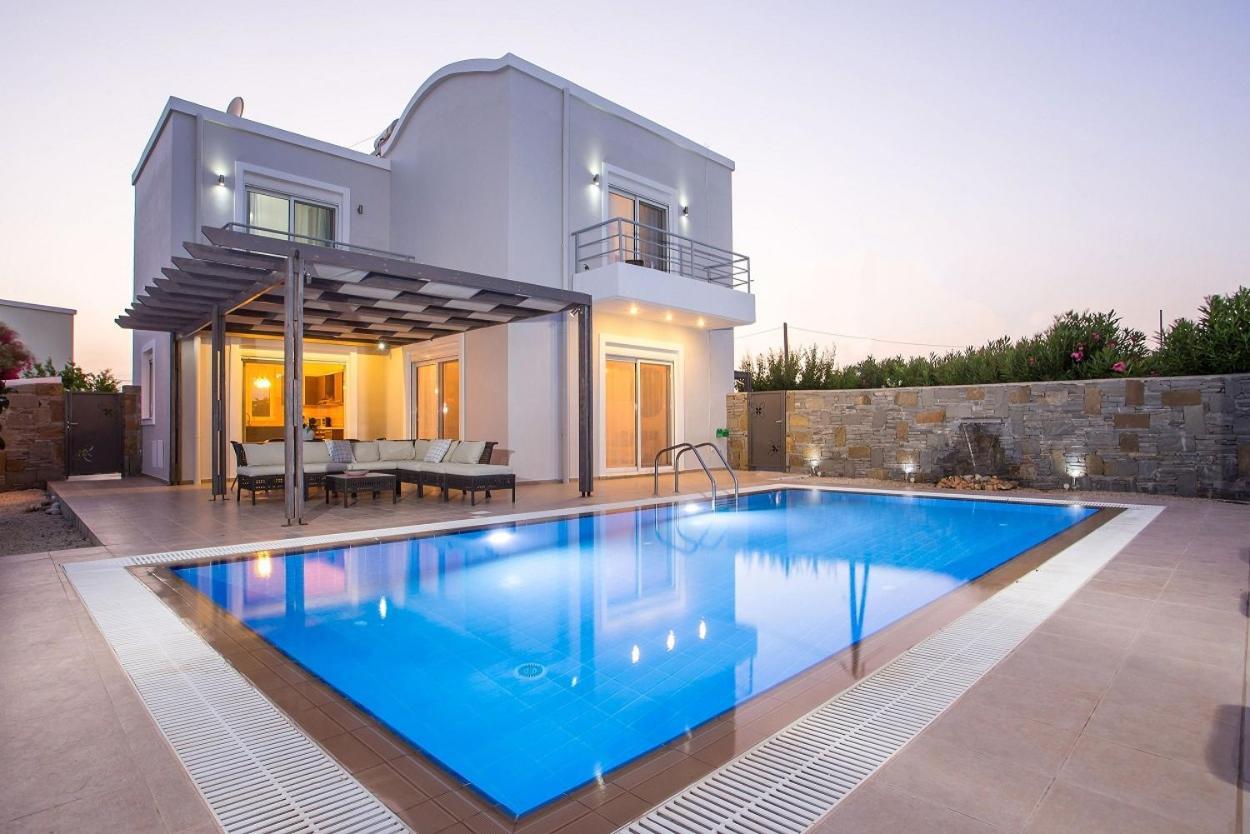Luxury Villa Petalutha 科林比亚 外观 照片