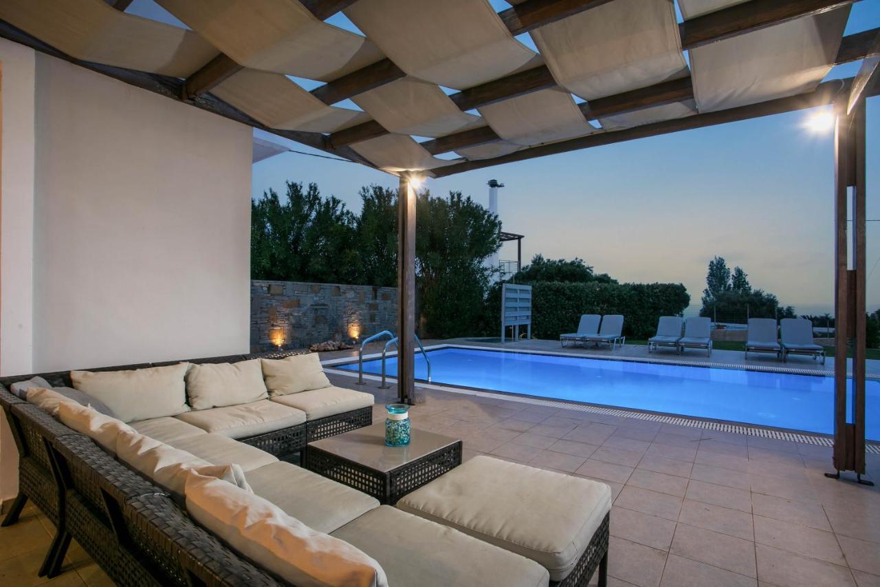 Luxury Villa Petalutha 科林比亚 外观 照片