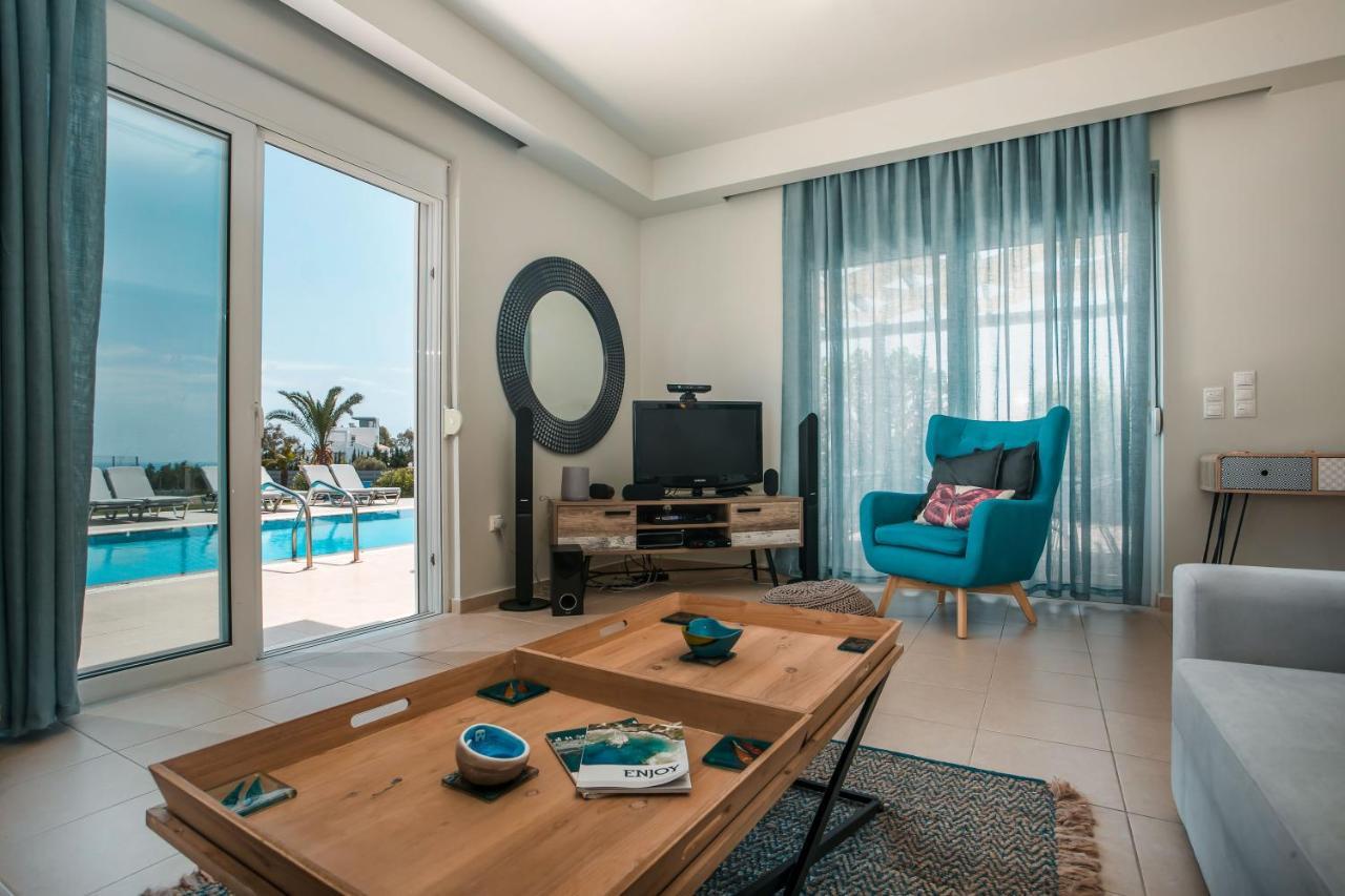 Luxury Villa Petalutha 科林比亚 外观 照片