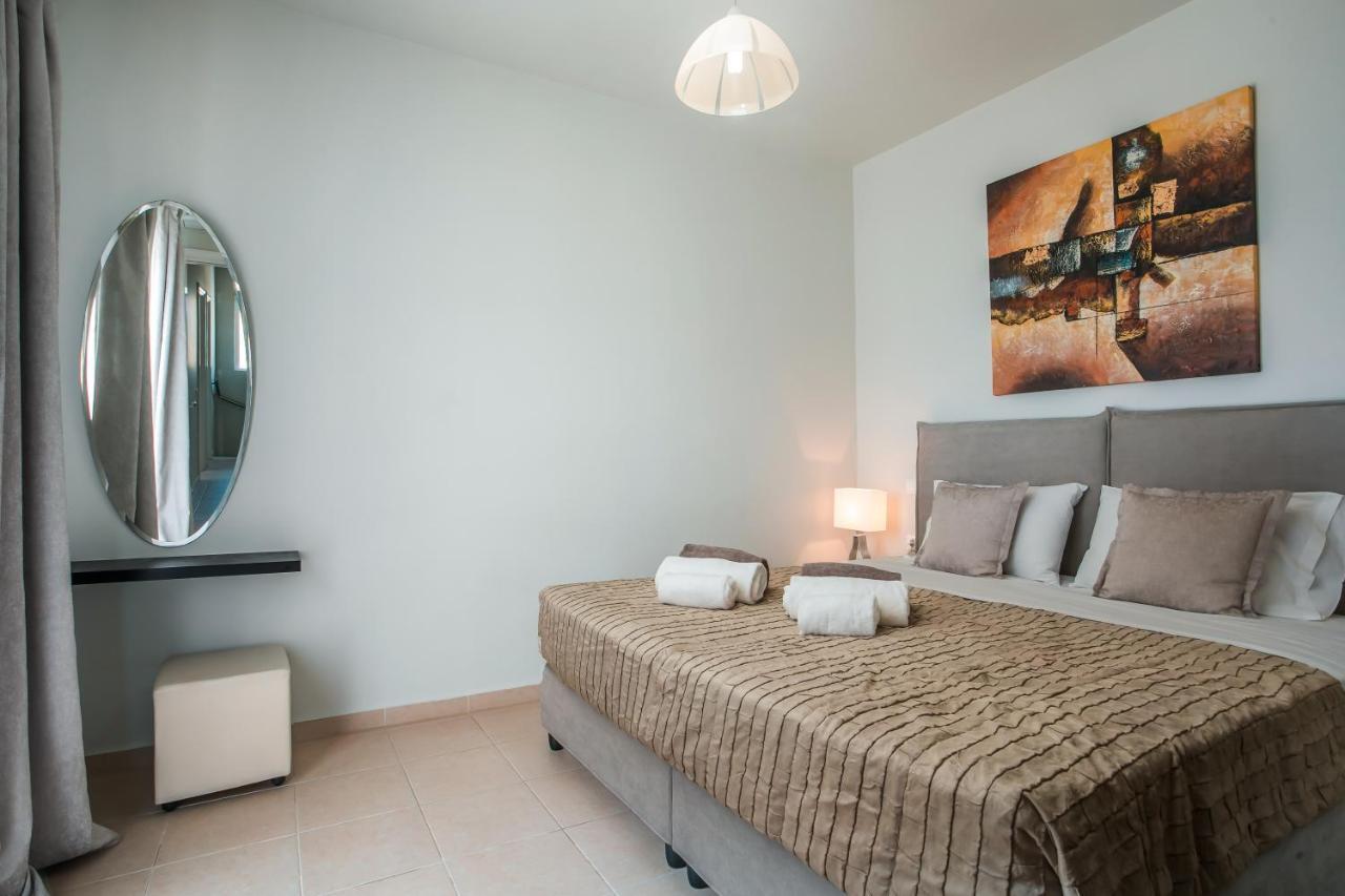 Luxury Villa Petalutha 科林比亚 外观 照片
